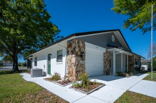 Home for Rent in Beverly Hills, FL 34465