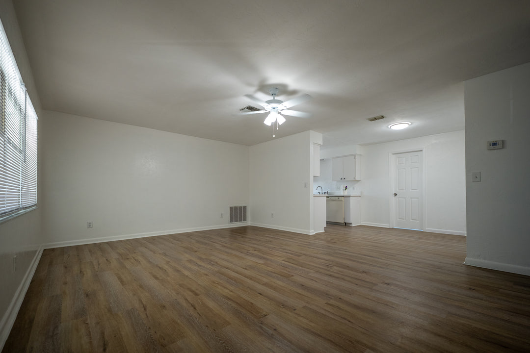 Home for Rent in Beverly Hills, FL 34465