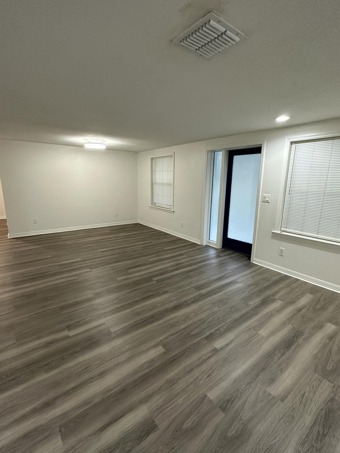 Home for Rent in Zephyrhills, FL 33541