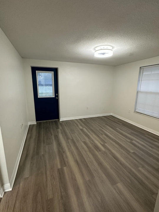 Home for Rent in Zephyrhills, FL 33541