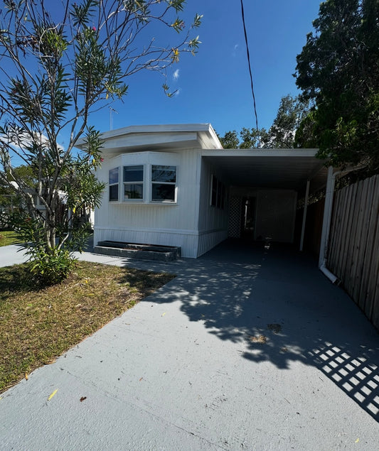 Mobile home / Tarpon Springs